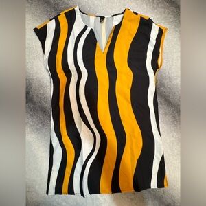 (B2) NWOT SHEIN Wavy Striped V-Neck Mini Dress - Black, Yellow & White XS 2